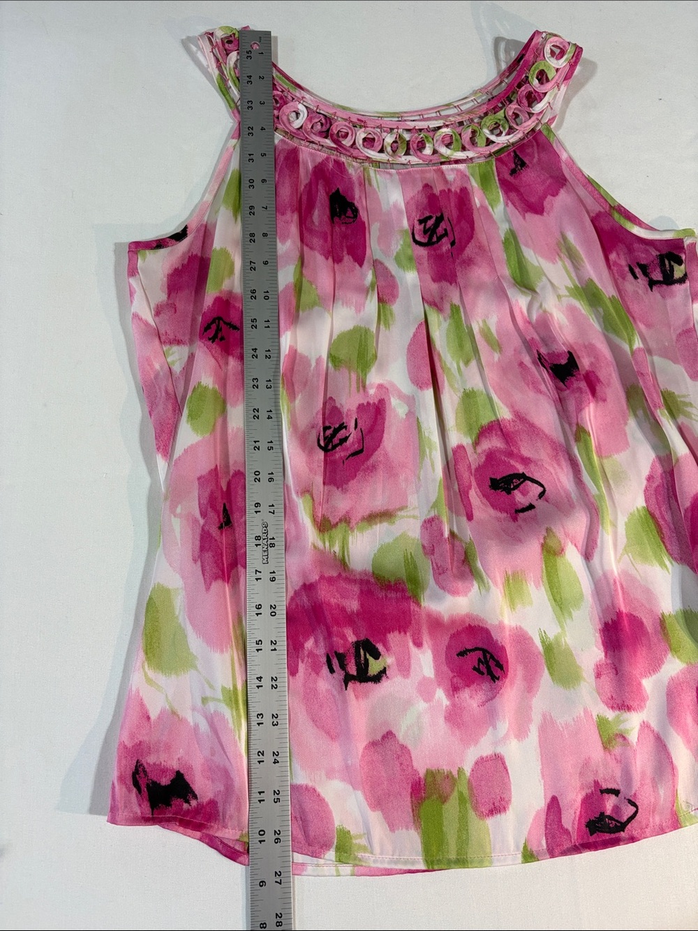 dressbarn Pink Floral Sleeveless Tank with Ring-Trim Neckline size Medium - Picture 10 of 11